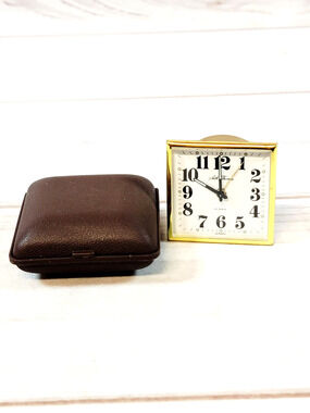 Vintage Seth Thomas Travel Alarm Clock Brown Case Germany READ